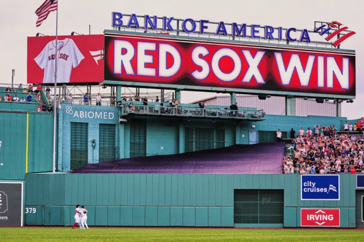 Red Sox match club record with 15th straight win